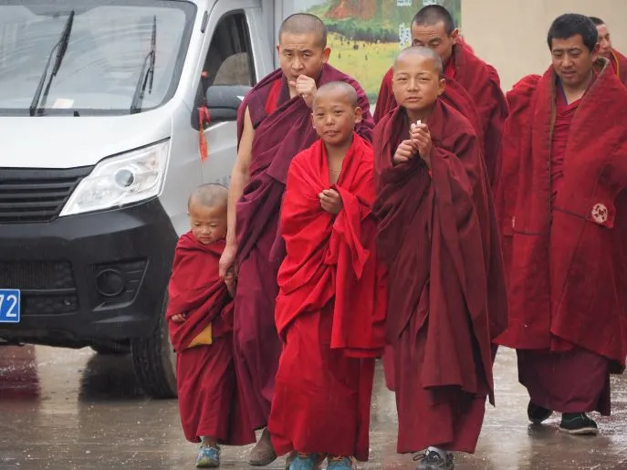 Boeddhisten in Xiahe